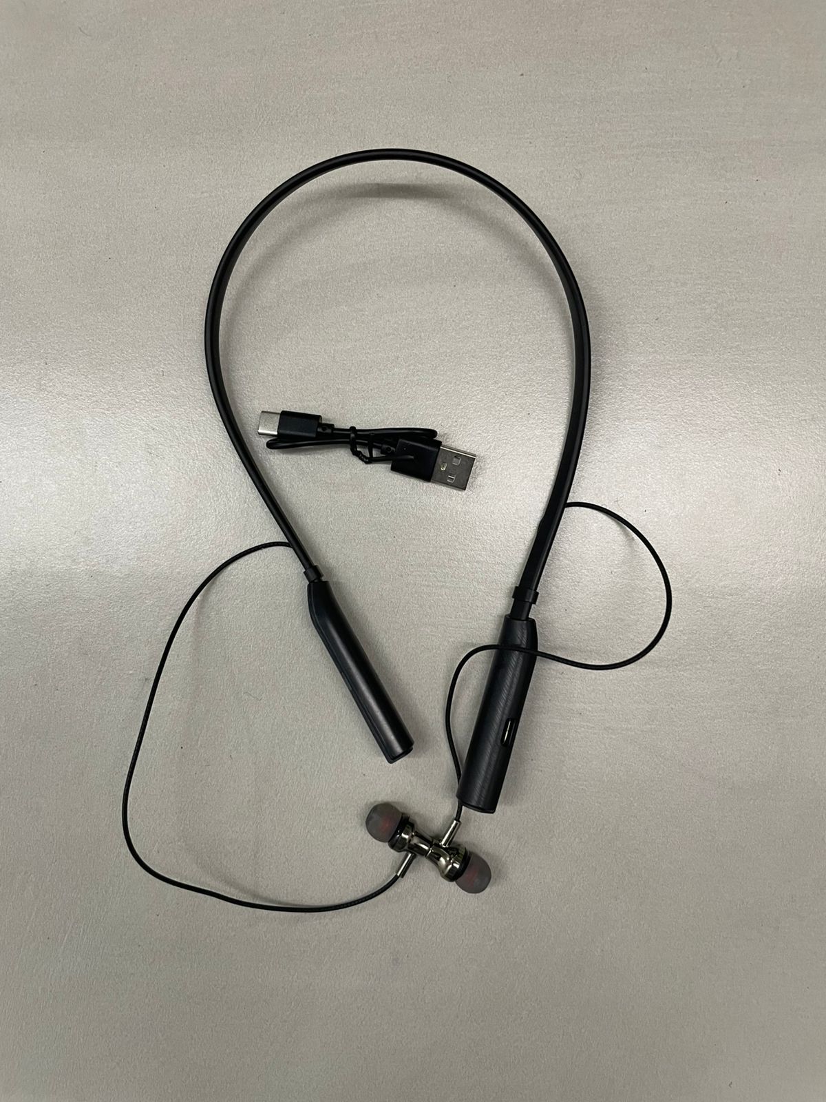 Target type c charge wireless M-55 NECK BAND